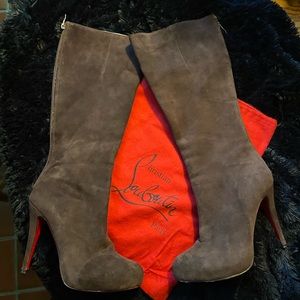 Christian Louboutin Brown Suede Boots size 39